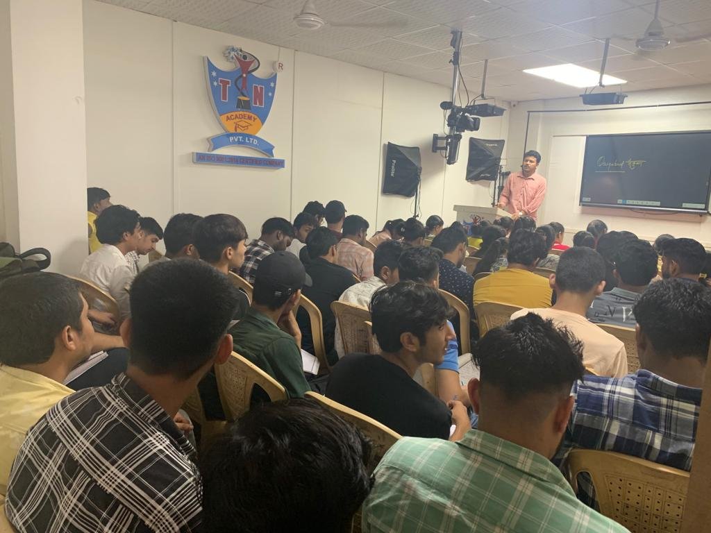 TN Academy Students and Classroom
